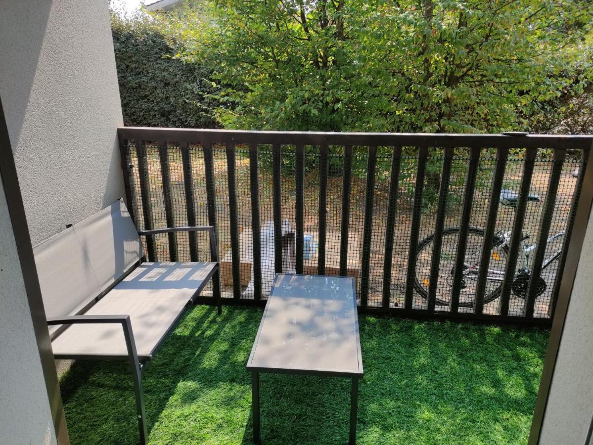 Superbe Appartement En Rez-De-Jardin A Lanton Bagian luar foto